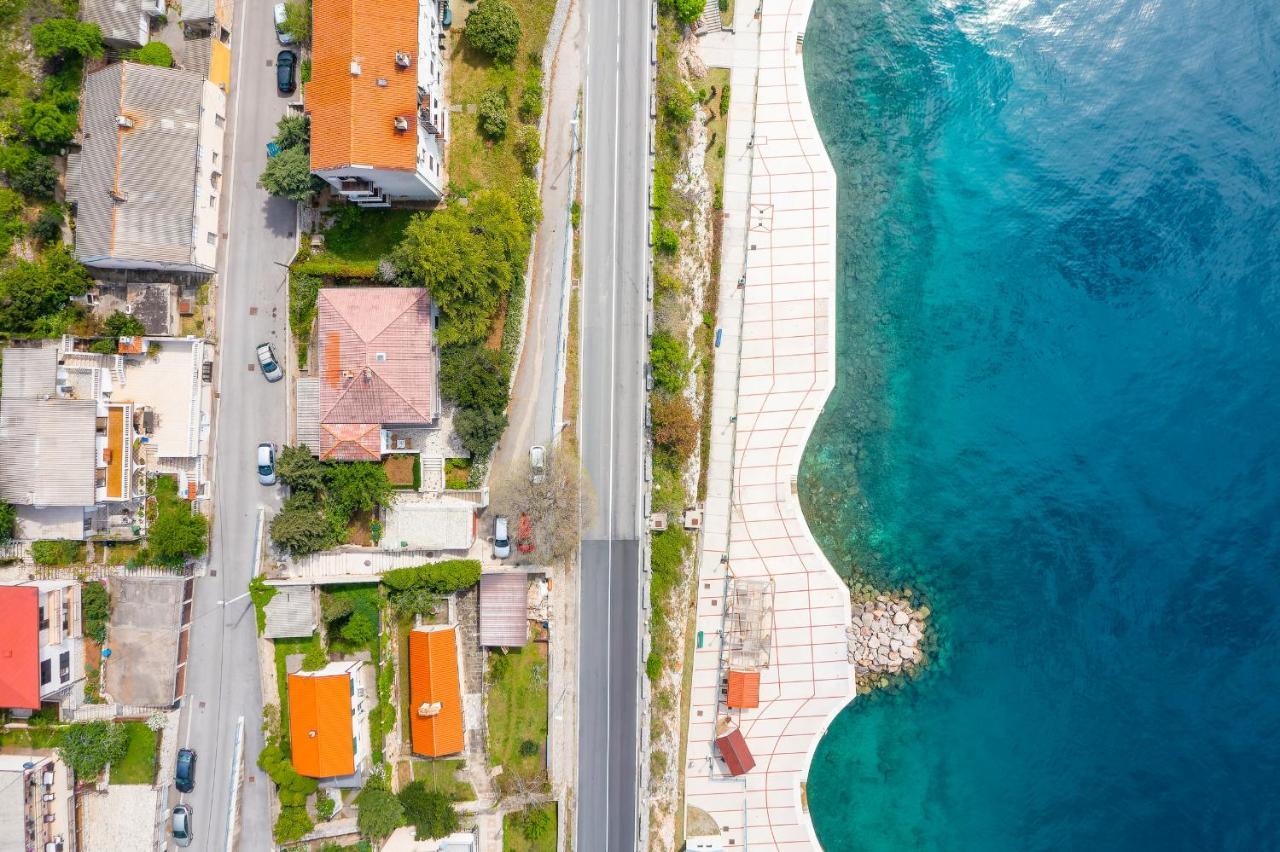 Apartments By The Beach Adela Senj Senj  Buitenkant foto