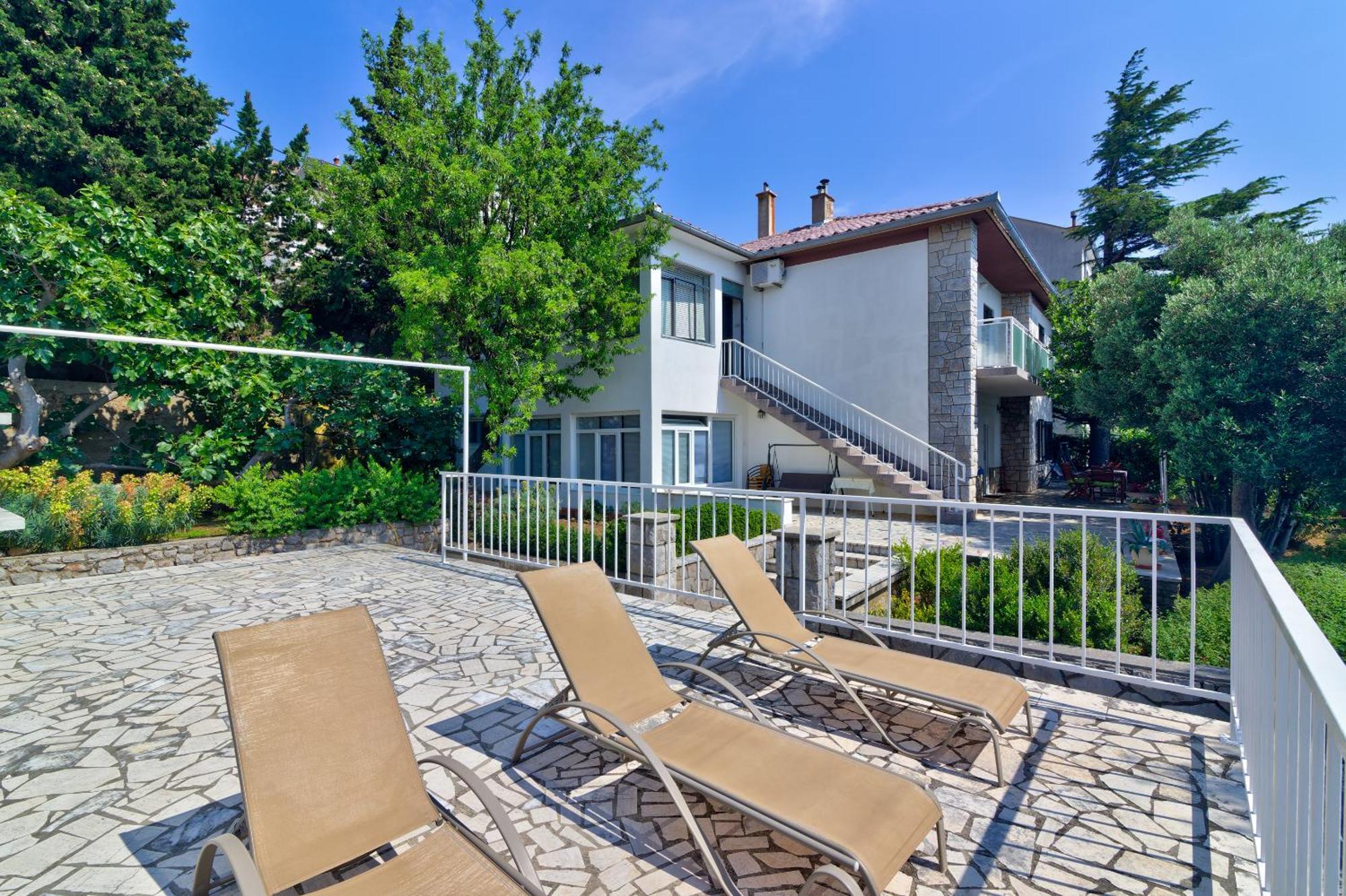 Apartments By The Beach Adela Senj Senj  Buitenkant foto
